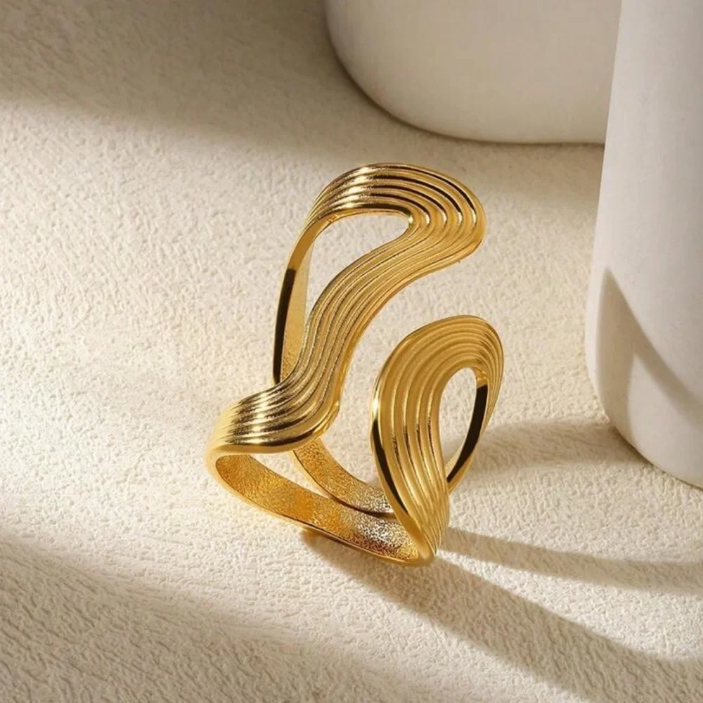Anthropologie stylish gold